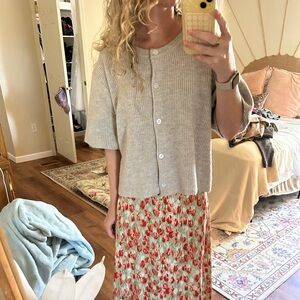 *SOLD* Button up short sleeve cardigan
